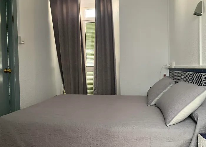 Hostal Alcobia